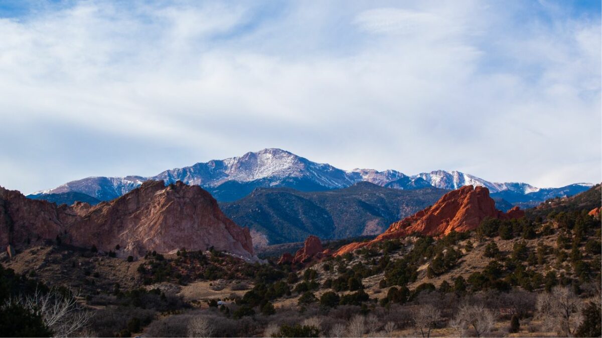 Nature and rocky hills in Colorado Springs