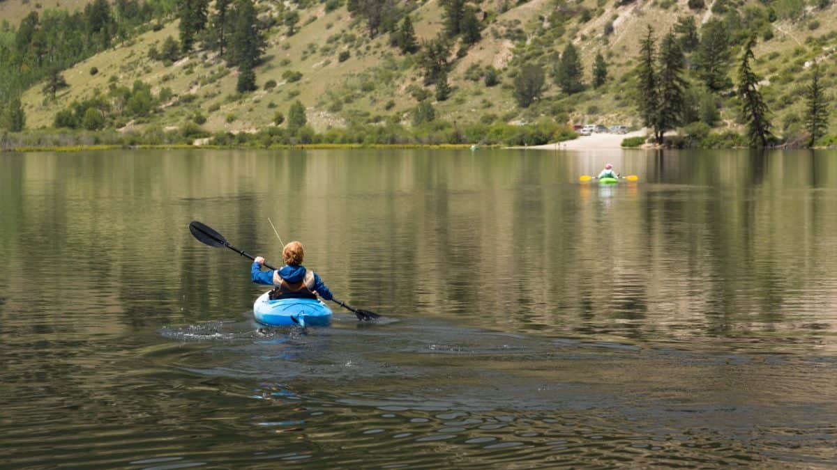 Kayaking on Cottonwood Lake